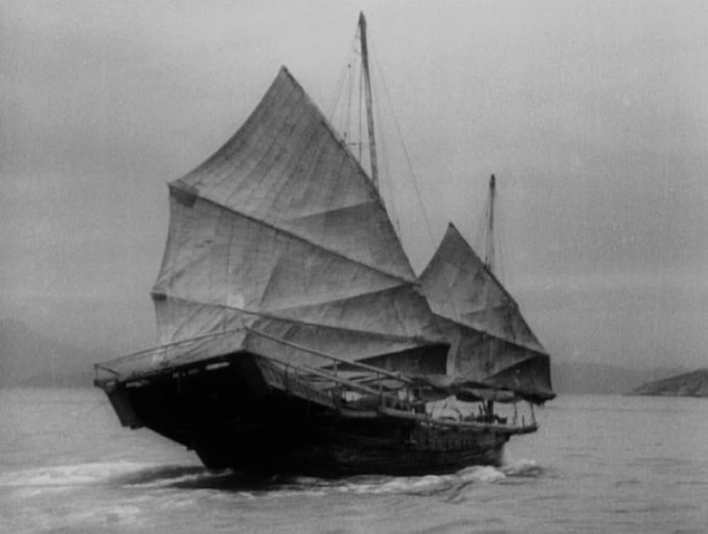 リッチ・アンド・ストレンジの画像