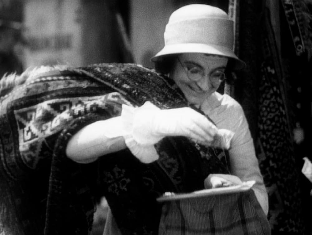 リッチ・アンド・ストレンジの画像