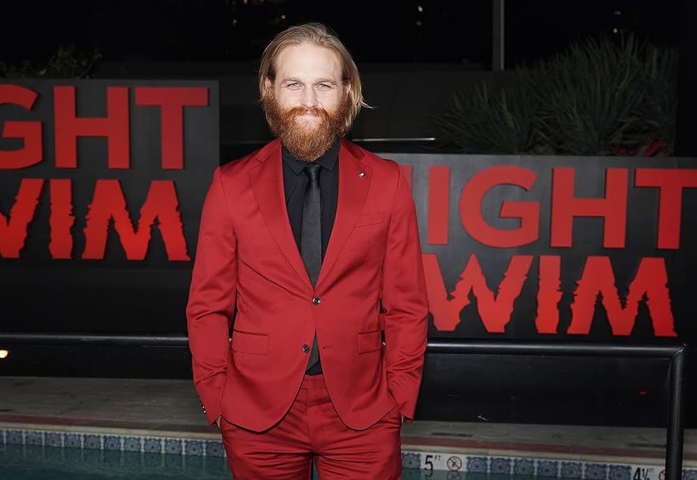 ナイトスイムの画像