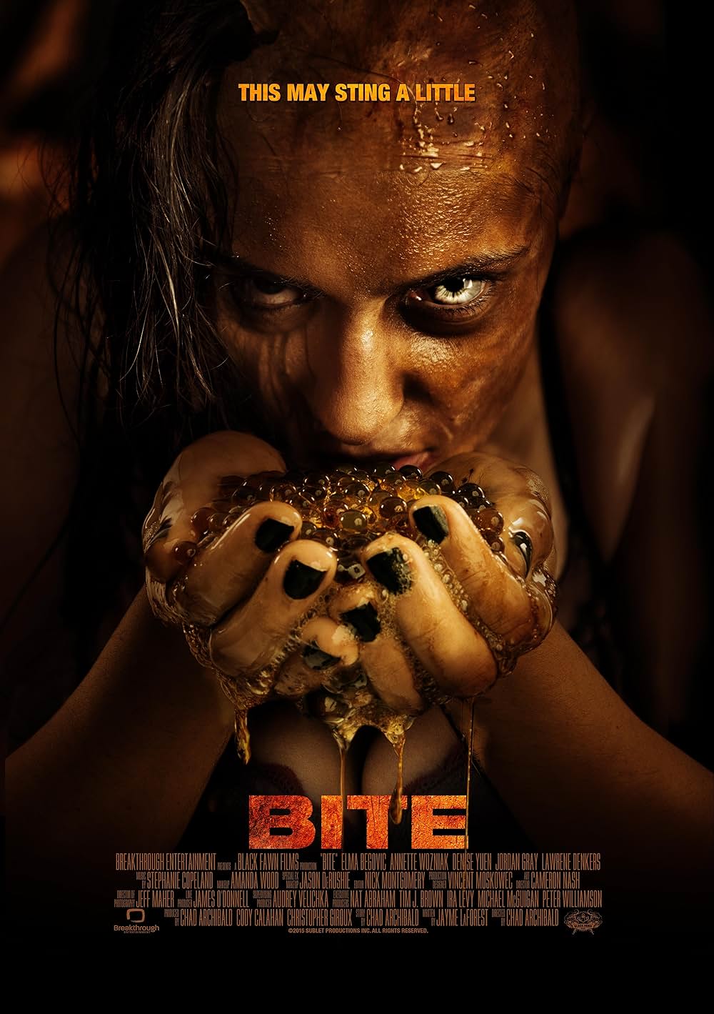 THE BITE 変身する女の画像