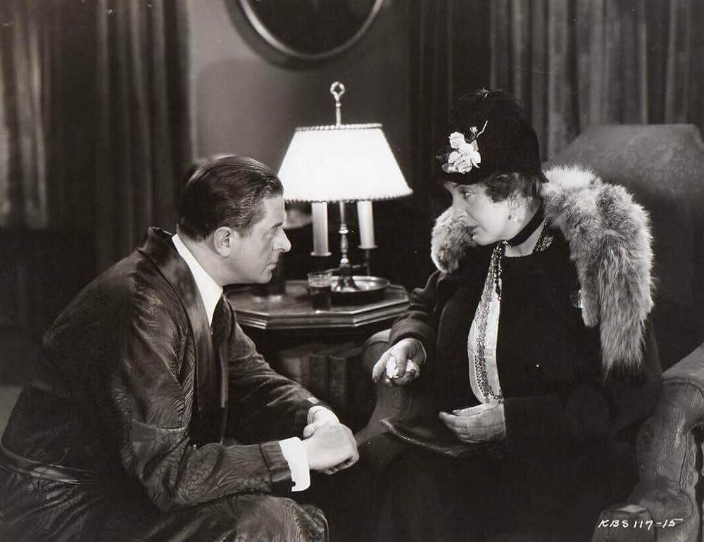 緋色の研究の画像