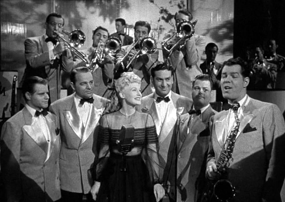 オーケストラの妻たちの画像