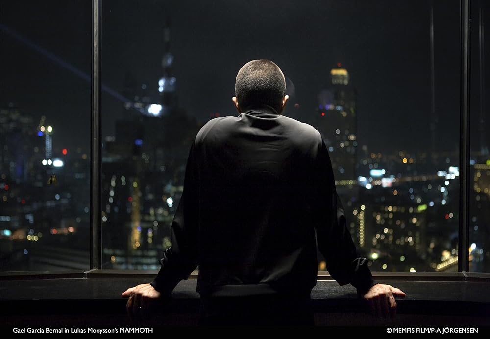 マンモス 世界最大のSNSを創った男の画像