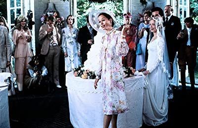 「ウエディング」ジェラルディン・チャップリン & ローレン・ハットン & デジ・アーナズ・Jr. & Amy Strykerの画像