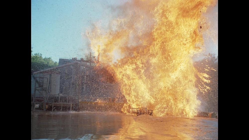 エイリアン・フロム・ディープの画像