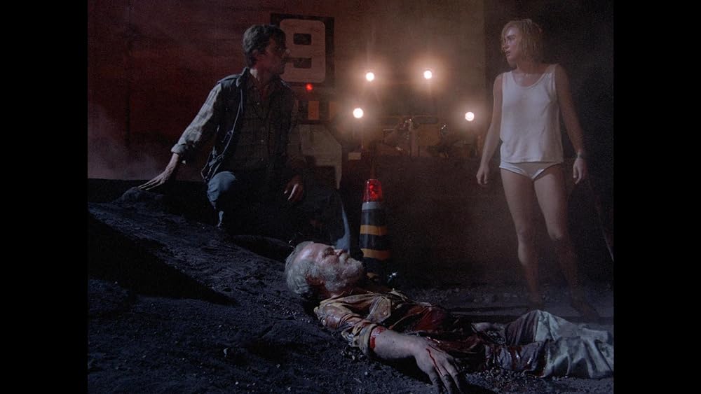 エイリアン・フロム・ディープの画像