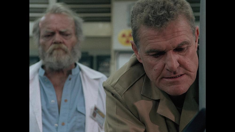 エイリアン・フロム・ディープの画像