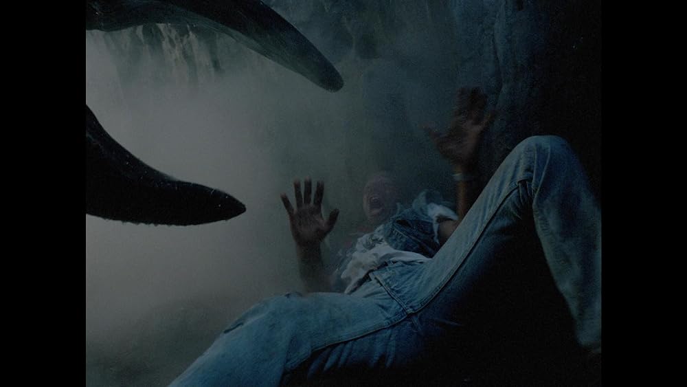 エイリアン・フロム・ディープの画像