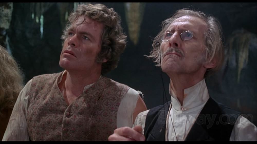 「地底王国」の画像