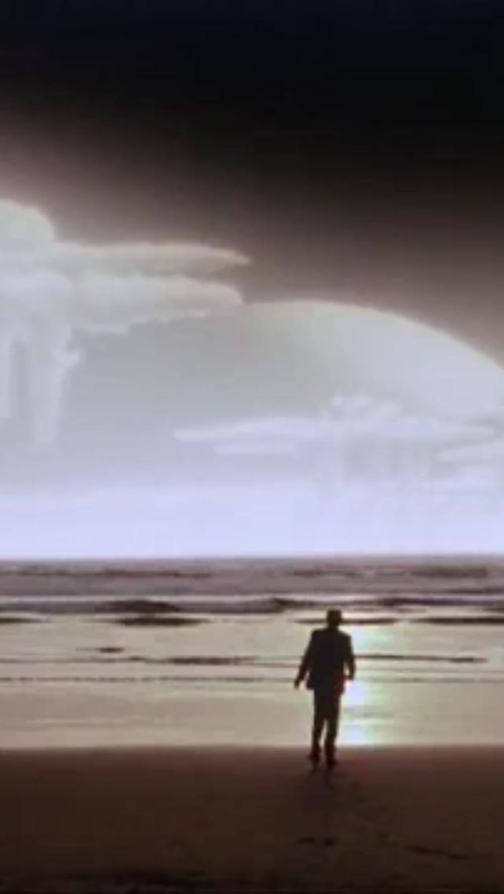 クワイエット・アースの画像