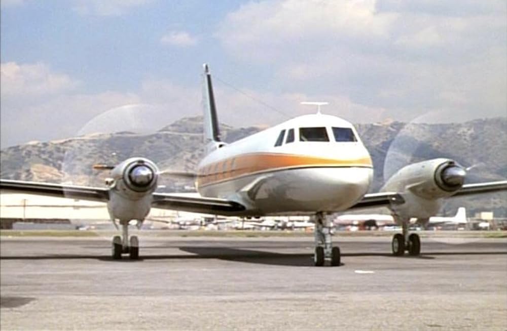 テニス靴をはいたコンピューターの画像