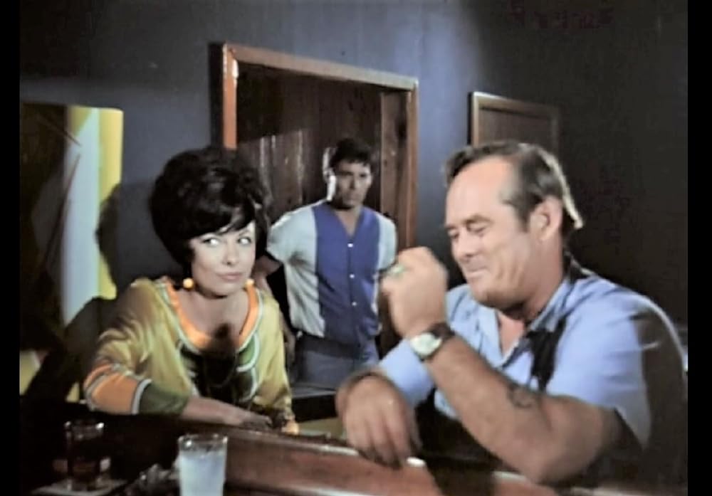 呪いの沼の画像