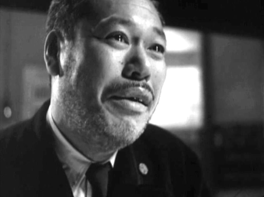 愛と憎しみの彼方への画像