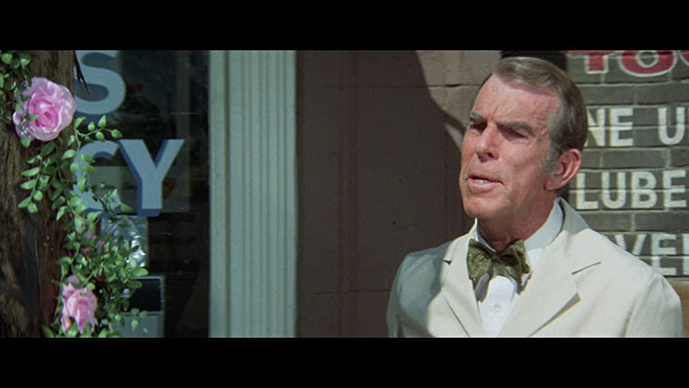 「スウォーム」フレッド・マクマレイの画像