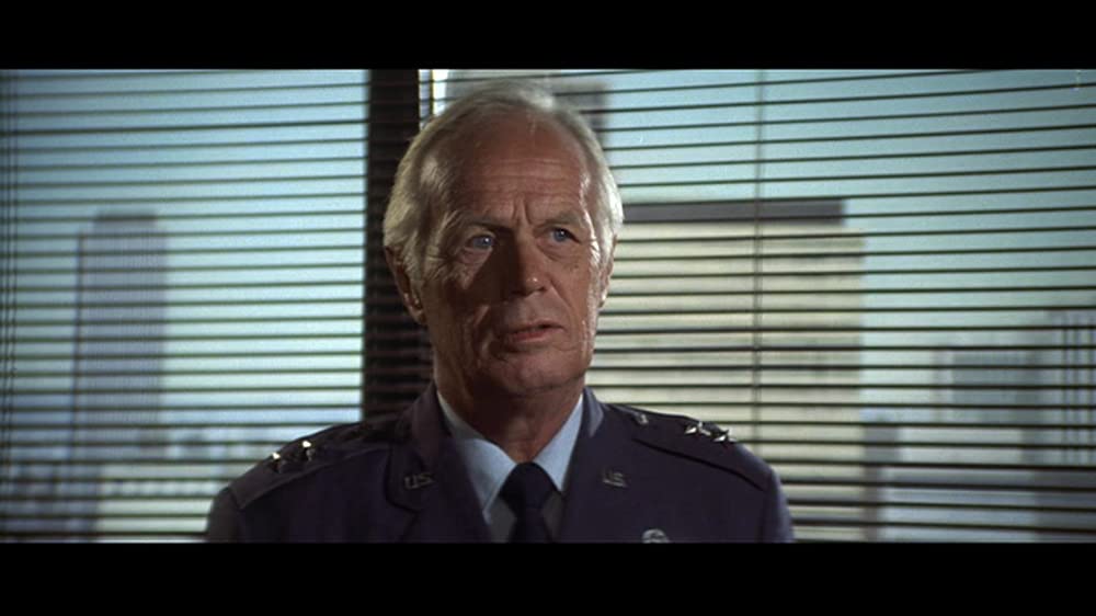 「スウォーム」の画像