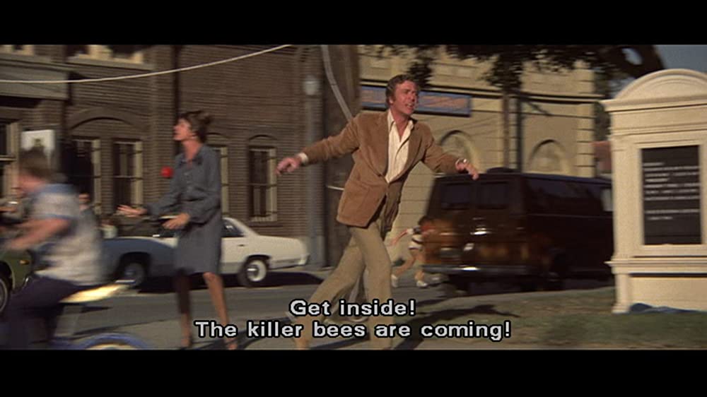 「スウォーム」の画像