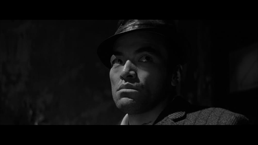 拳銃残酷物語の画像