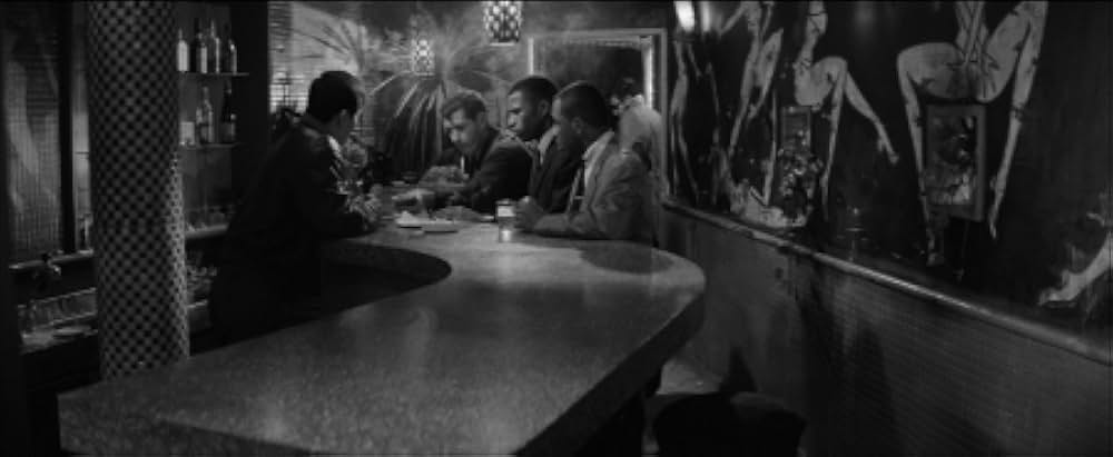 拳銃残酷物語の画像