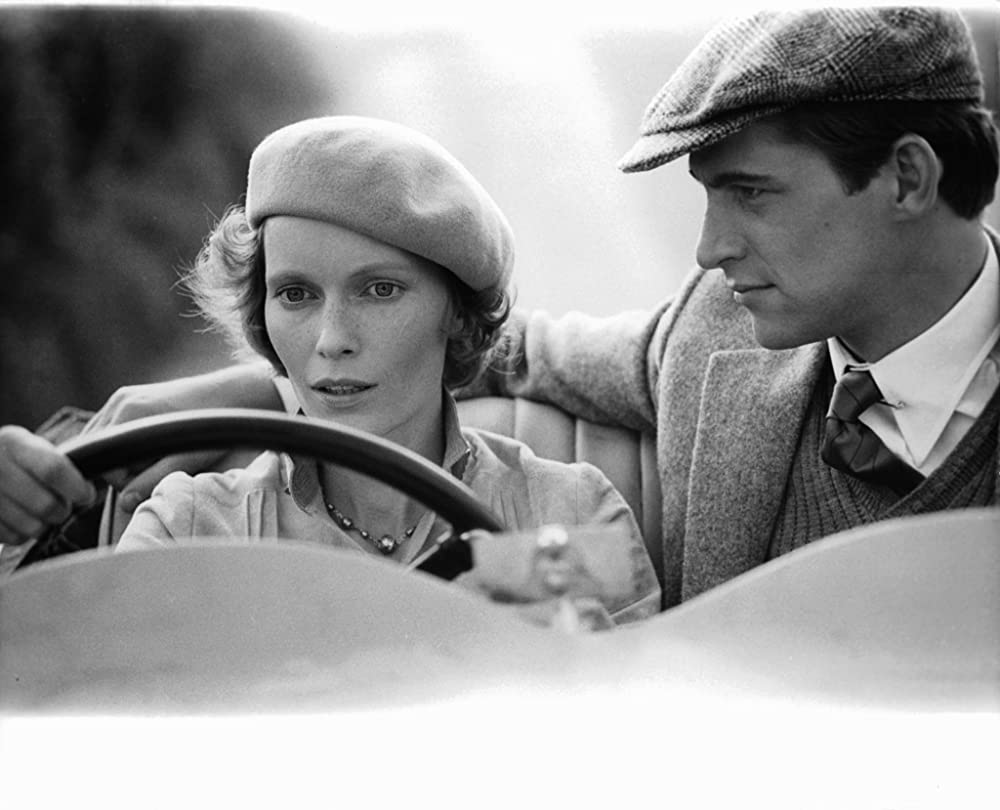 「ナイル殺人事件」ミア・ファロー & サイモン・マッコーキンデールの画像