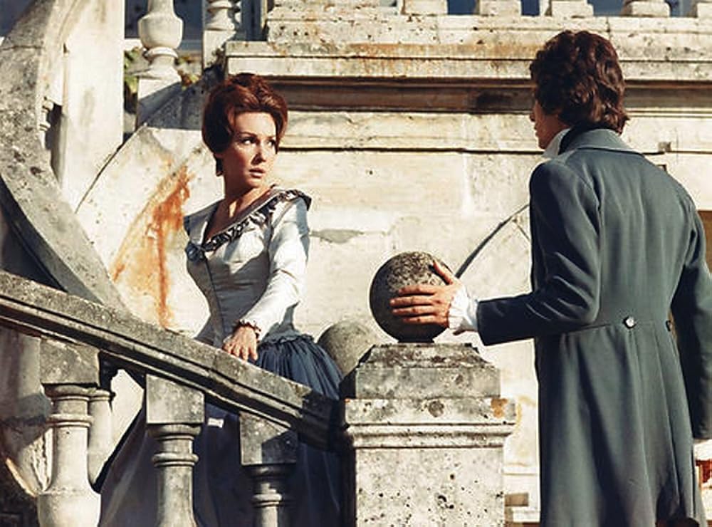 アムールの画像