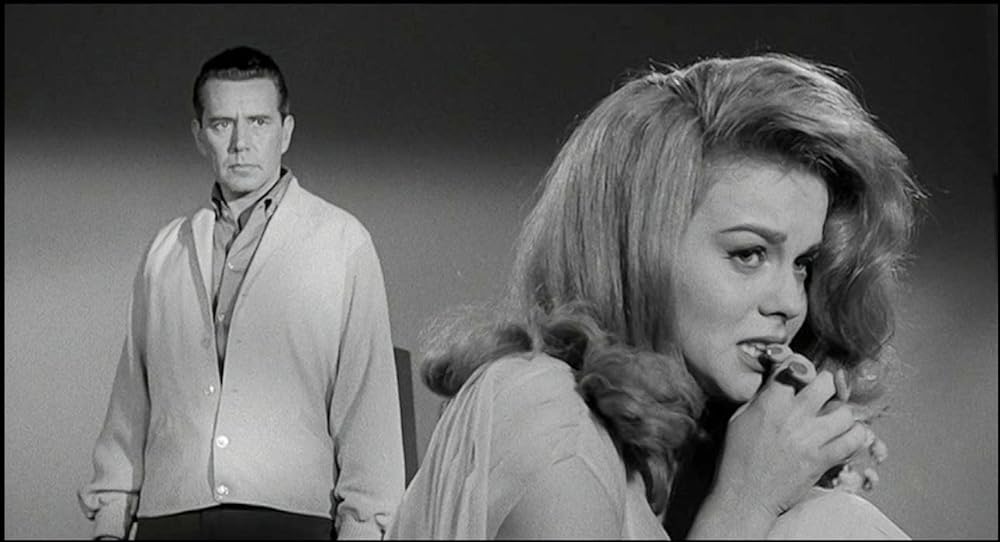 セクシー・ダイナマイトの画像