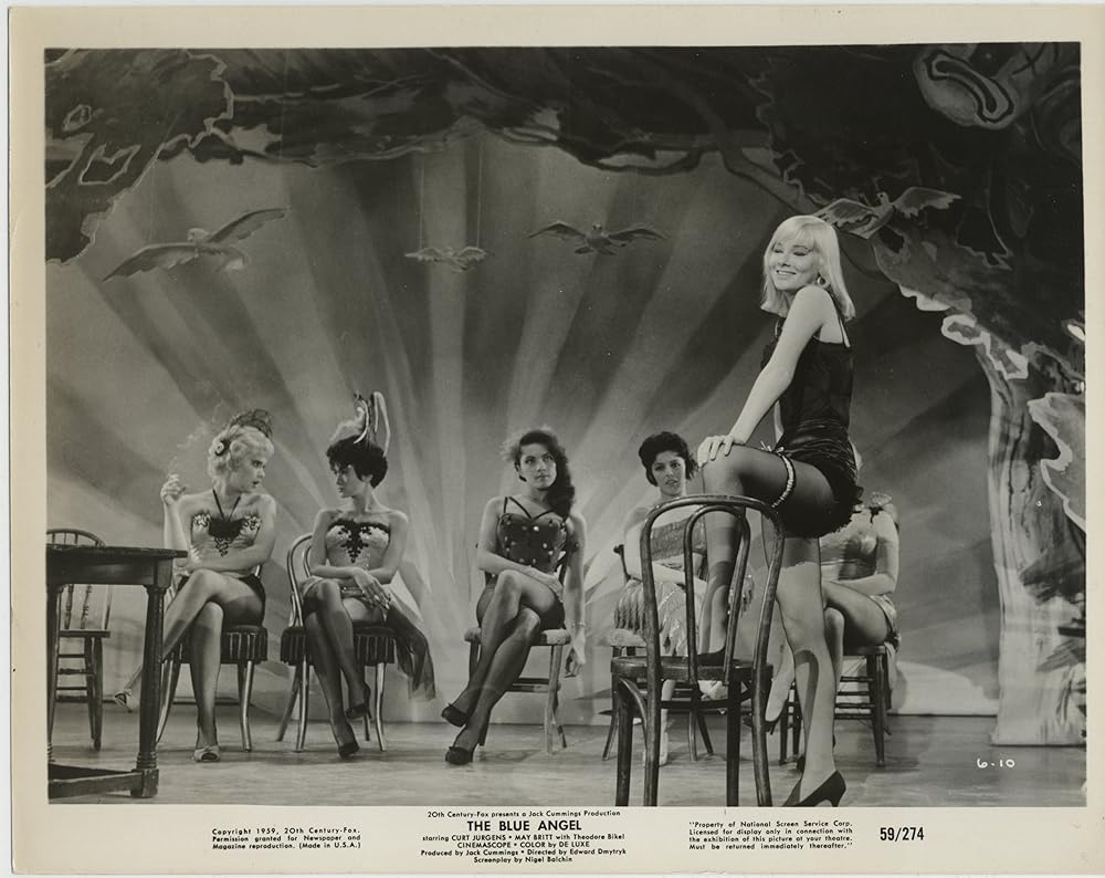 嘆きの天使の画像