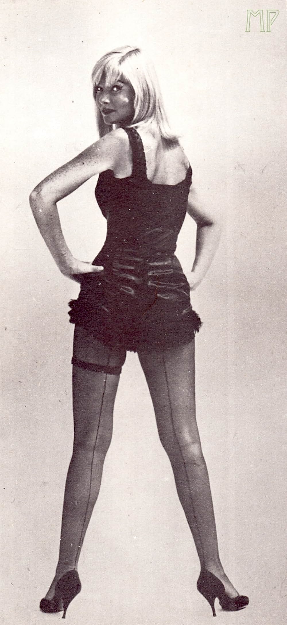 嘆きの天使の画像