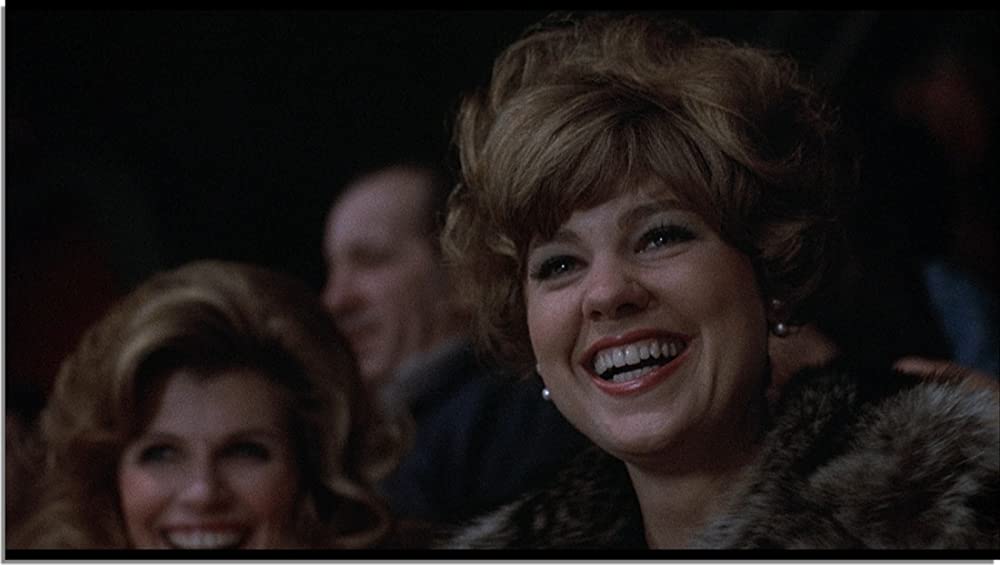 「スラップ・ショット」リンゼイ・クローズ & ジェニファー・ウォーレンの画像