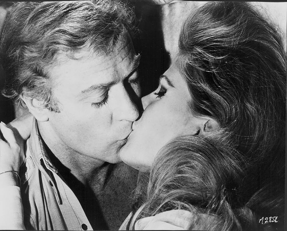 怪奇と幻想の島の画像