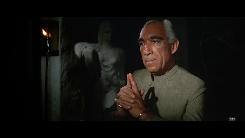 怪奇と幻想の島の画像