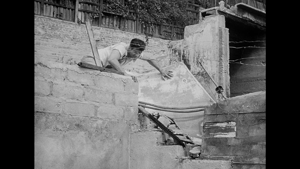 ロボット・モンスターの画像