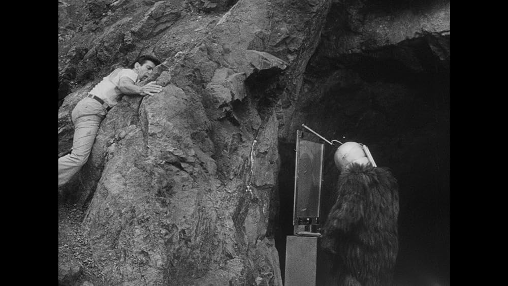 ロボット・モンスターの画像