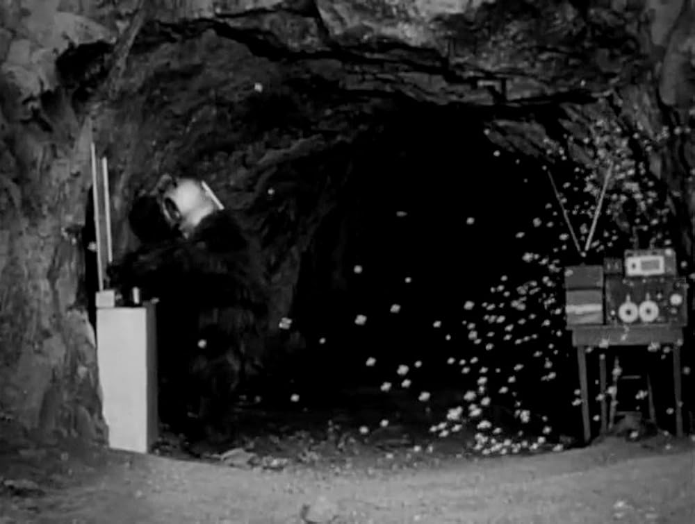 ロボット・モンスターの画像