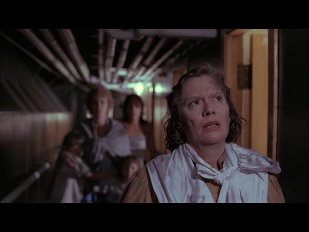 ゴースト／血のシャワーの画像