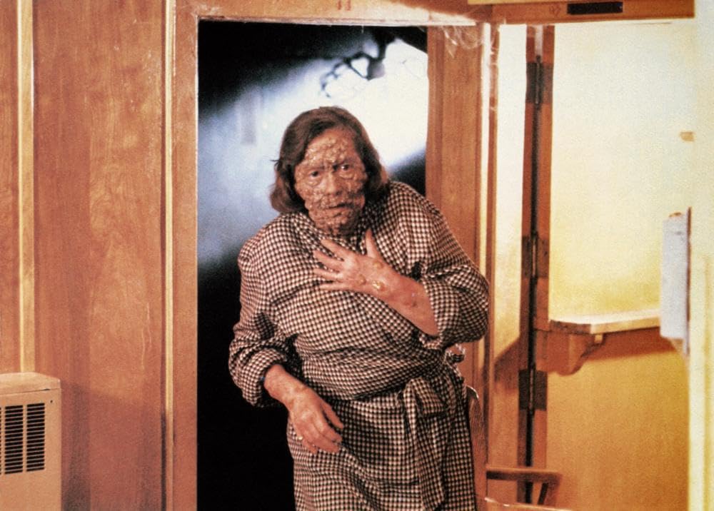 ゴースト／血のシャワーの画像