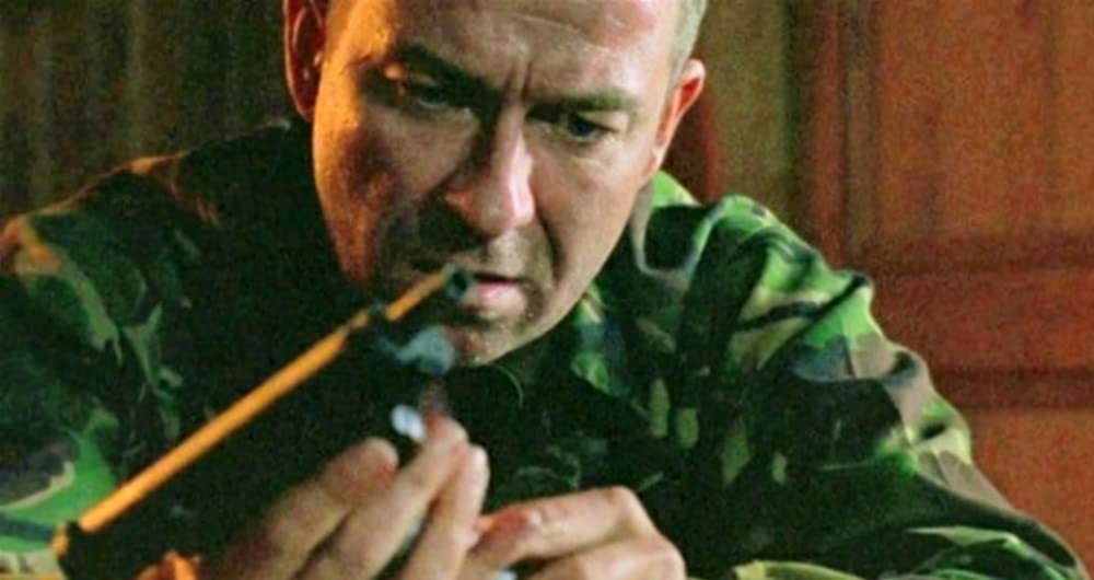 「ドッグ・ソルジャー」ショーン・パートウィーの画像