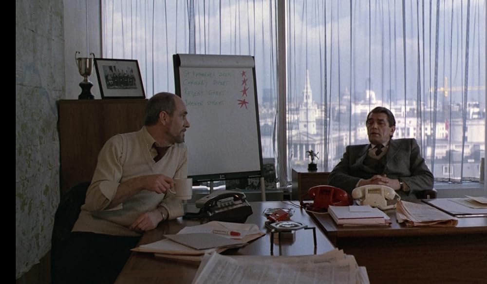 クリスマスまで開けないで／サンタクロース殺人事件の画像