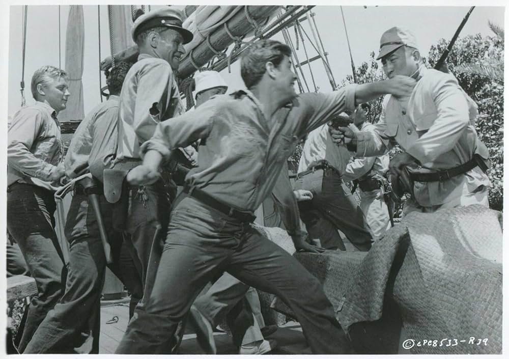 南太平洋ボロ船作戦の画像