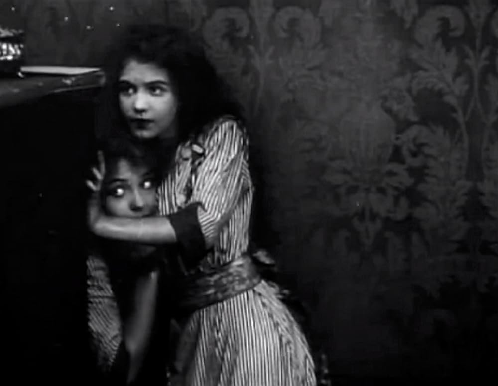 見えざる敵の画像