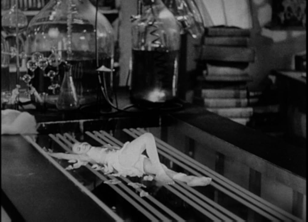 悪魔の人形の画像