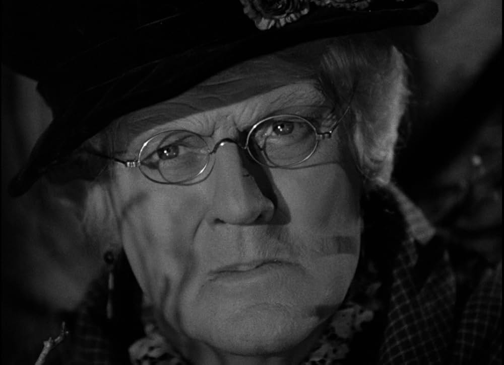 悪魔の人形の画像