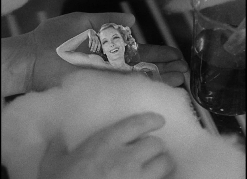 悪魔の人形の画像