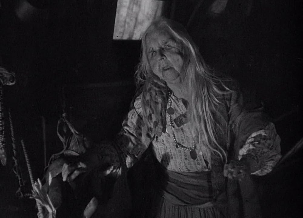 古城の妖鬼の画像