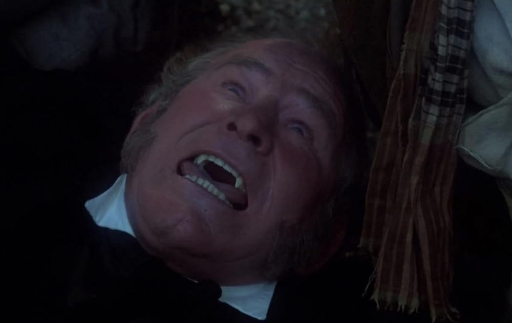 恐怖の吸血美女の画像