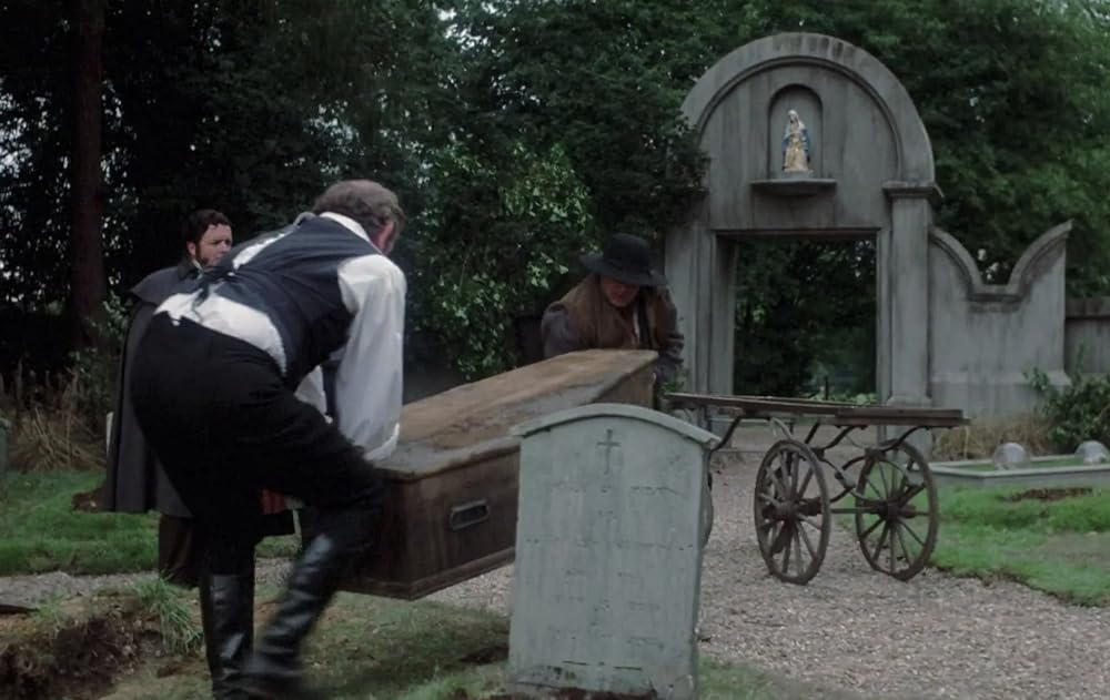 恐怖の吸血美女の画像