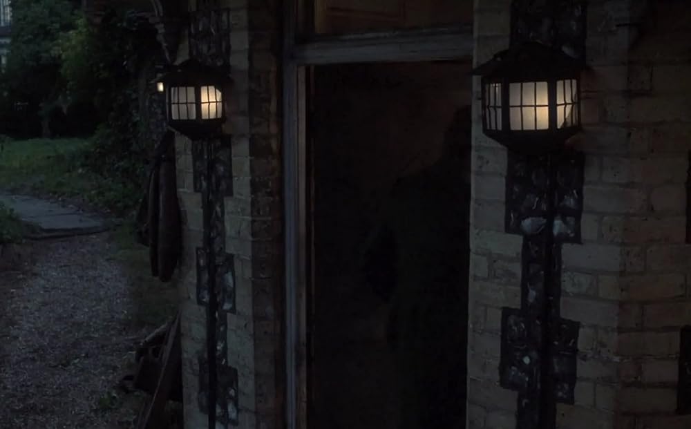 恐怖の吸血美女の画像