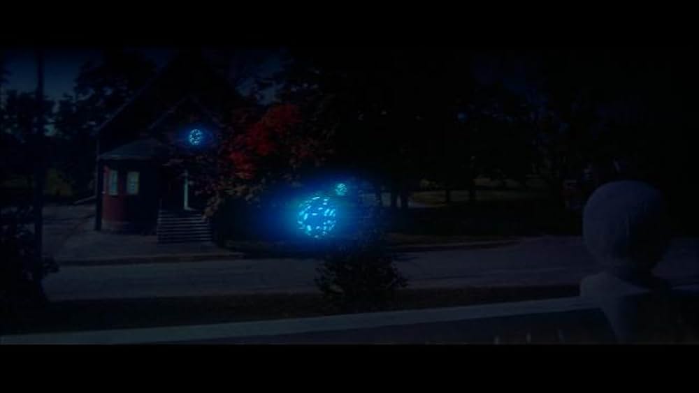 ストレンジ・インベーダーズの画像