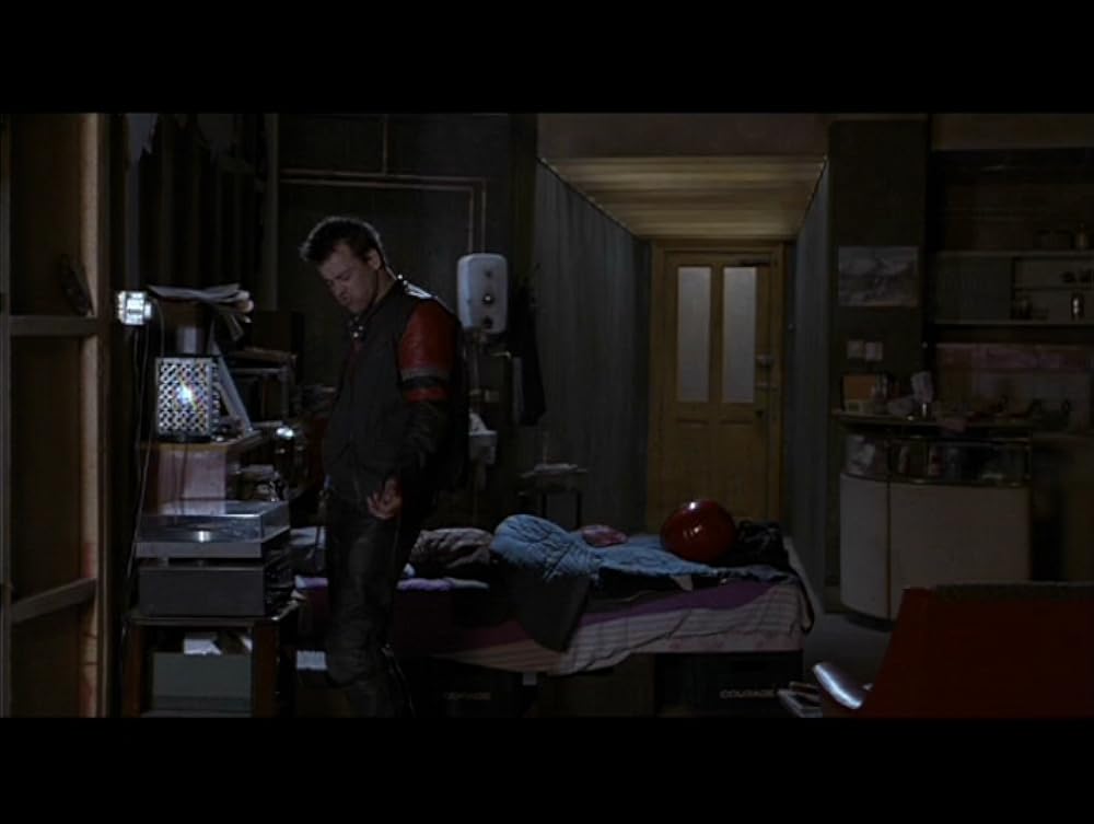 ディファレント・フォー・ガールズの画像