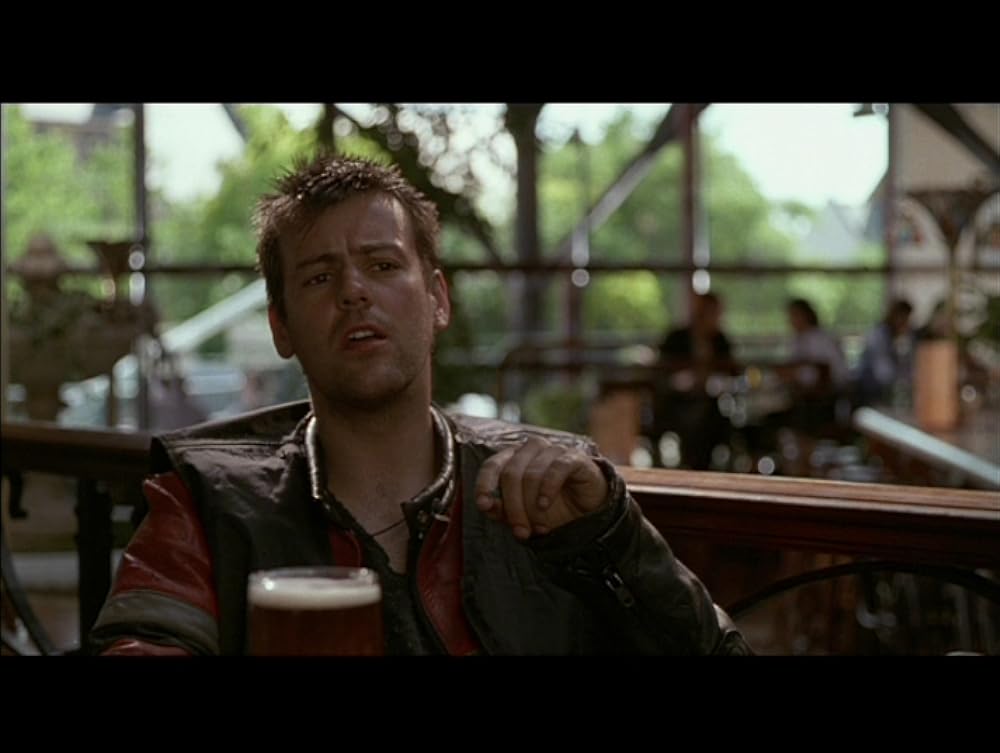 ディファレント・フォー・ガールズの画像