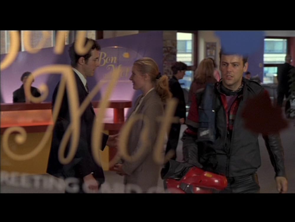 ディファレント・フォー・ガールズの画像